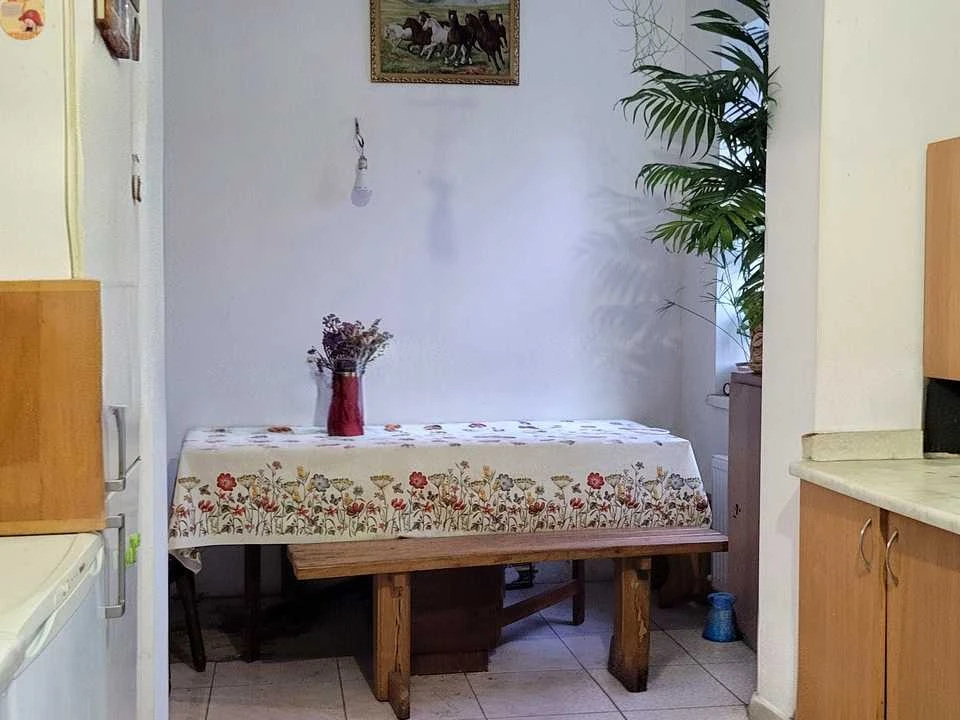 Будинок. Київ, Синьоозерна вул.