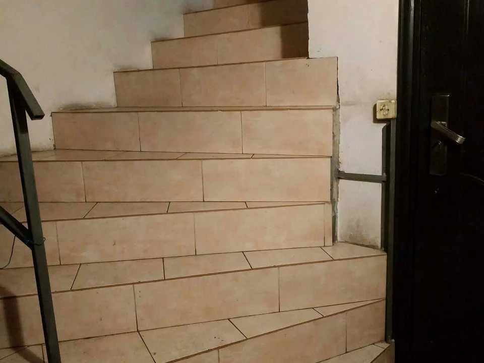 Будинок. Київ, Синьоозерна вул.