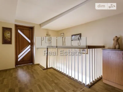 Продаж 3-кімнатної квартири 127 м², Голосіївський просп., 10