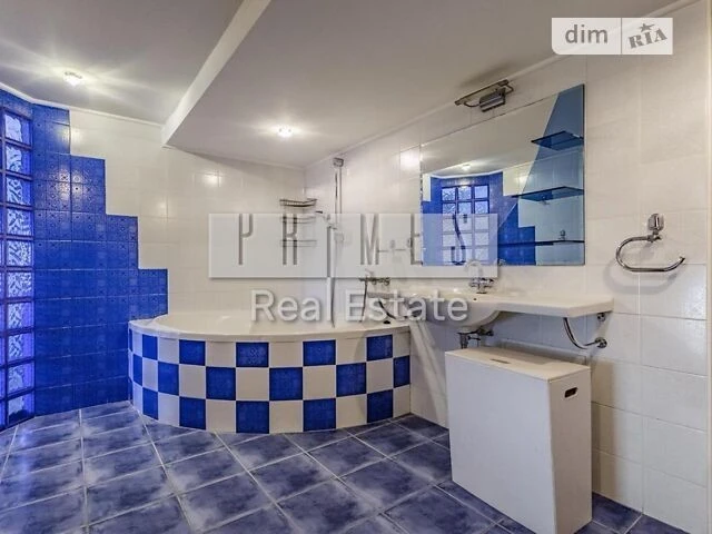 Продаж 3-кімнатної квартири 127 м², Голосіївський просп., 10