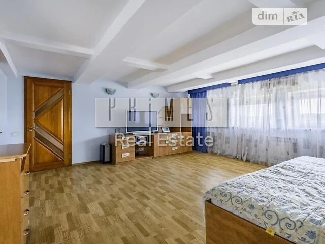 Продаж 3-кімнатної квартири 127 м², Голосіївський просп., 10