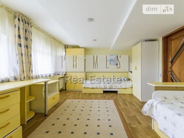 Продаж 3-кімнатної квартири 127 м², Голосіївський просп., 10