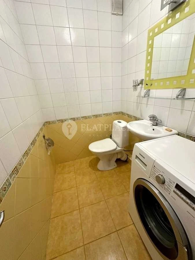 Продаж 3-кімнатної квартири 127 м², Голосіївський просп., 10