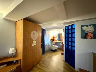 Продаж 3-кімнатної квартири 127 м², Голосіївський просп., 10