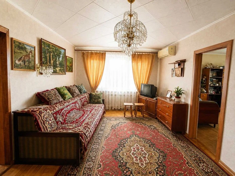 Ул.Канатная 3-комнатная квартира 62.6 м² с газом в кирпичном