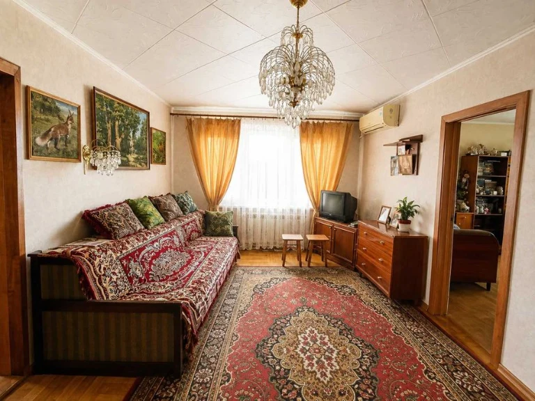 Ул.Канатная 3-комнатная квартира 62.6 м² с газом в кирпичном