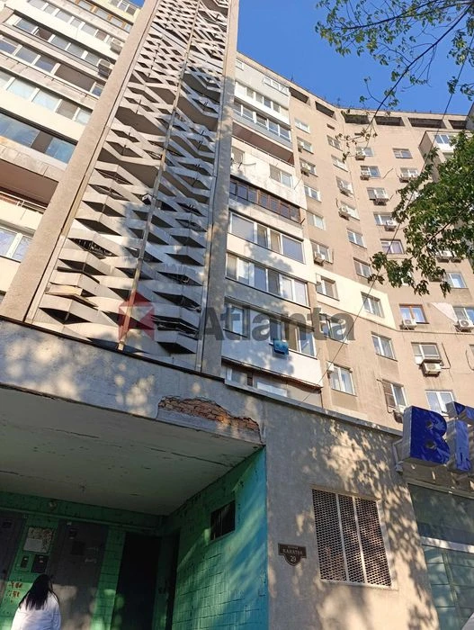 Ул.Канатная 3-комнатная квартира 62.6 м² с газом в кирпичном