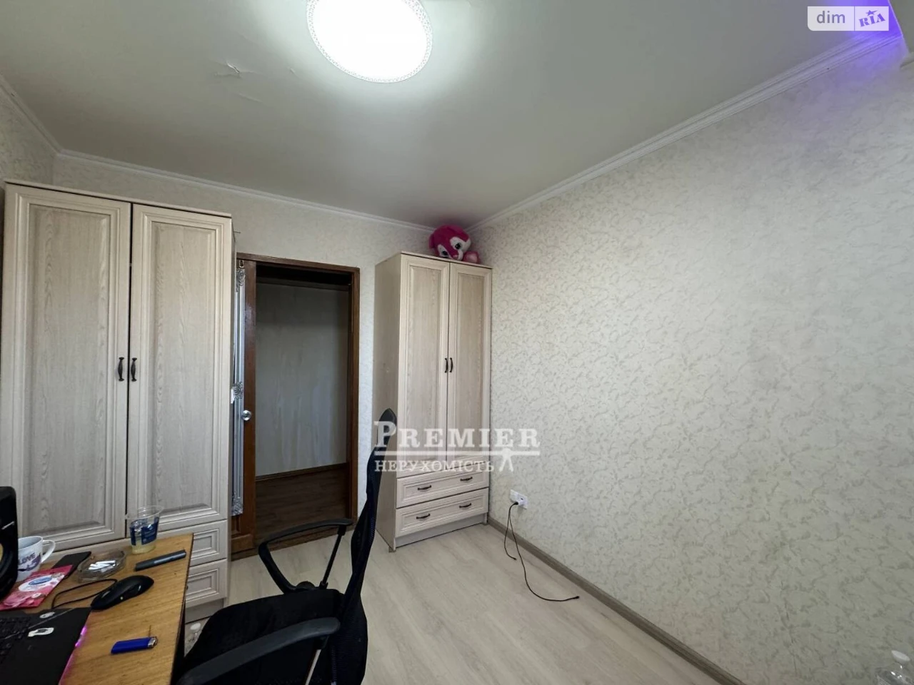 Продаж Квартира Середній Фонтан