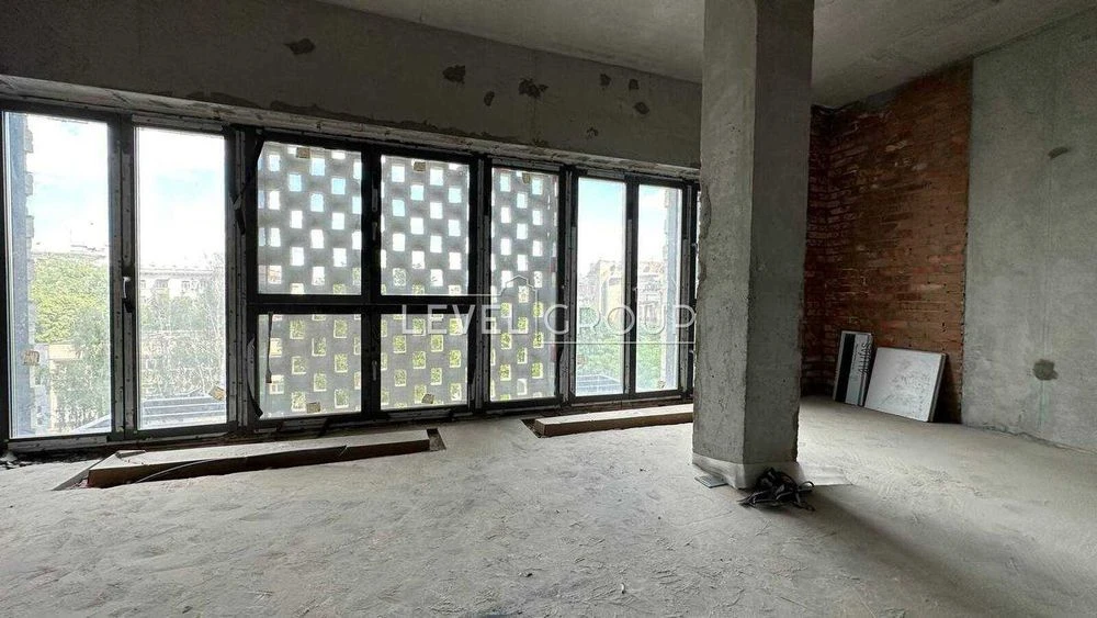 Продається простора 3-кімнатна квартира площею 87,5 м² у SAG