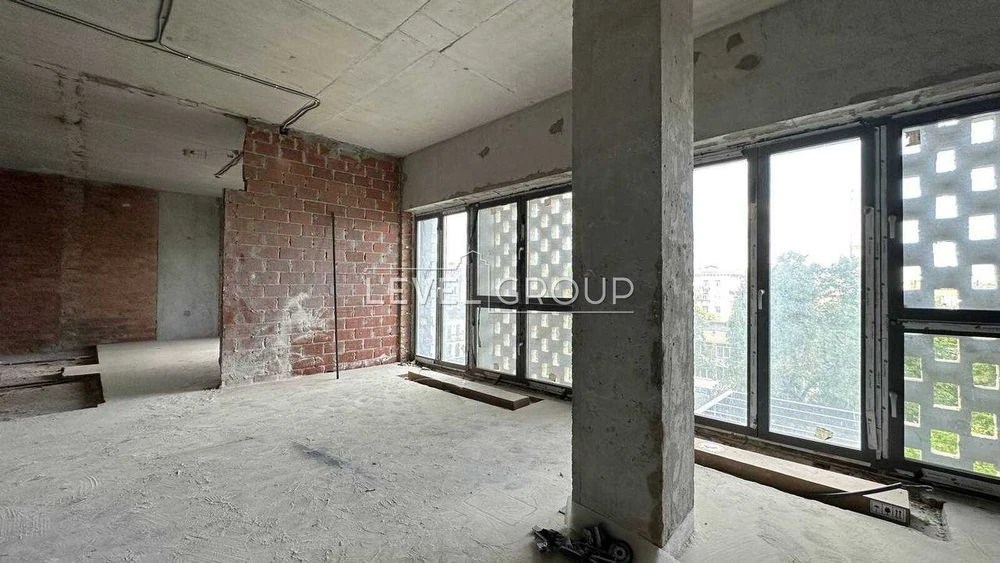 Продається простора 3-кімнатна квартира площею 87,5 м² у SAG
