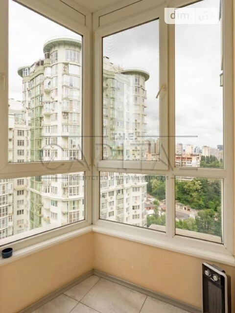Продаж 3к квартири 108 кв. м на вул. Мокра • ID 34714084