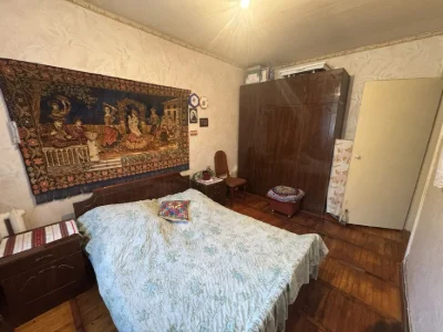 Продам 3к квартиру. Запорожское шоссе 40. Тополь. Космическая