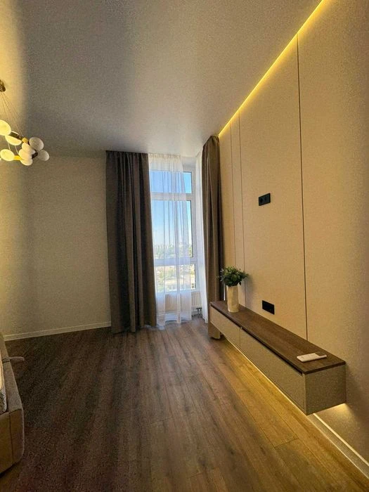 Краснова, Кадорр, 60 жемчужина, продам 2-х ком.квартиру с ев