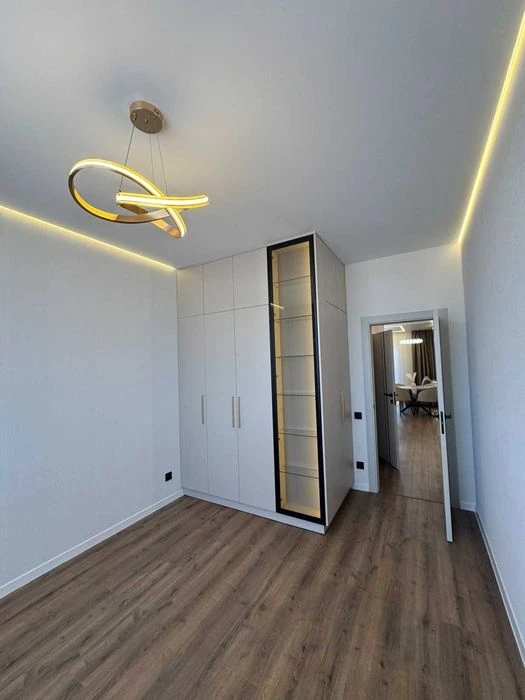 Краснова, Кадорр, 60 жемчужина, продам 2-х ком.квартиру с ев