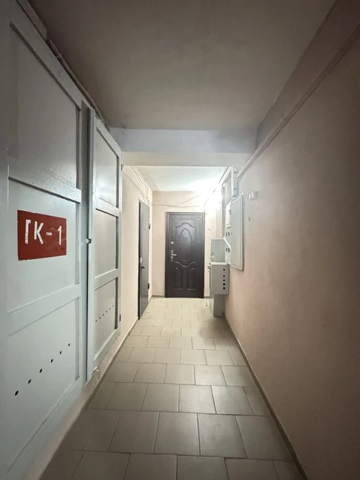 Продам 3к квартиру. Запорожское шоссе 40. Тополь. Космическая