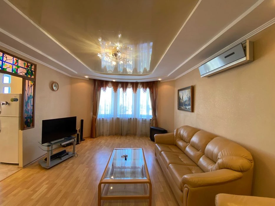 Без комісії! Продаж 3к квартири на Бажана,16, метро Осокорки