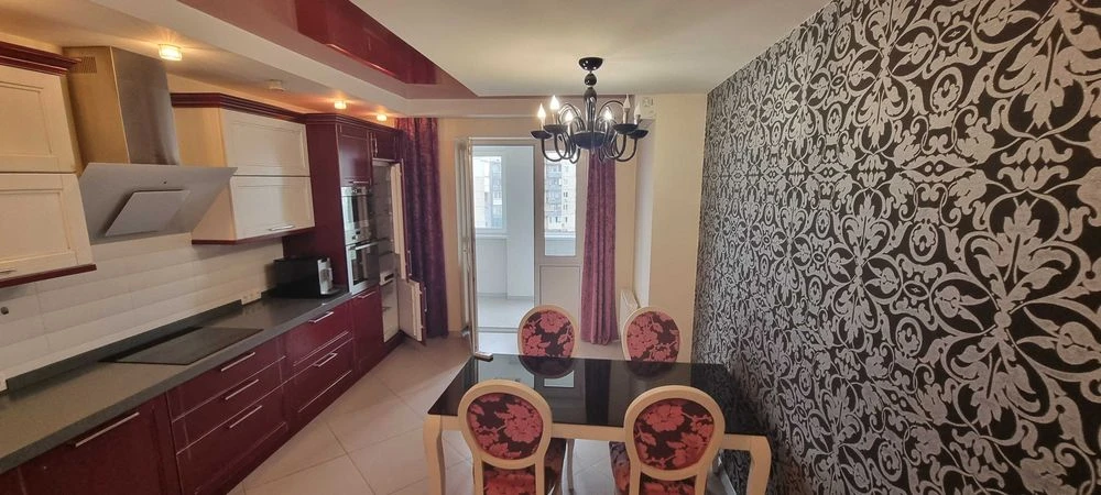 3к квартира 120 м.кв. з видом на оз.Тельбін, пр-т Тичини