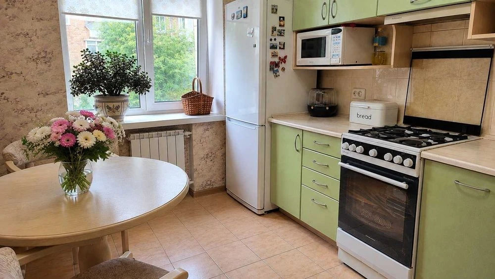 Оренда 2к. к-ри 52м2 Копилівська, 65 Куренівка. Поділ. р-н