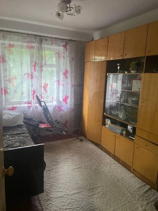 Сдам 3к. квартиру по Ул. Ореста Левицкого 4, Лесной массив.
