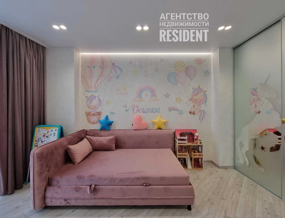 Apartment Panorama 124 m². Center Nagorka Soborny Park Shevchenko