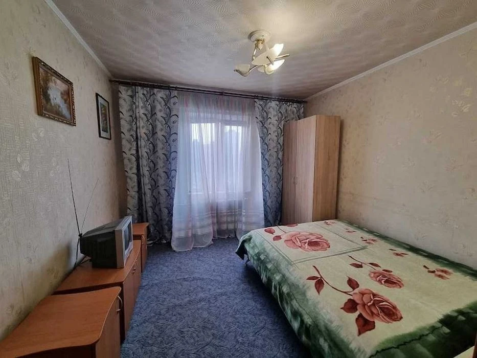 Оренда великої 3кімнатної квартири на Григоренка
