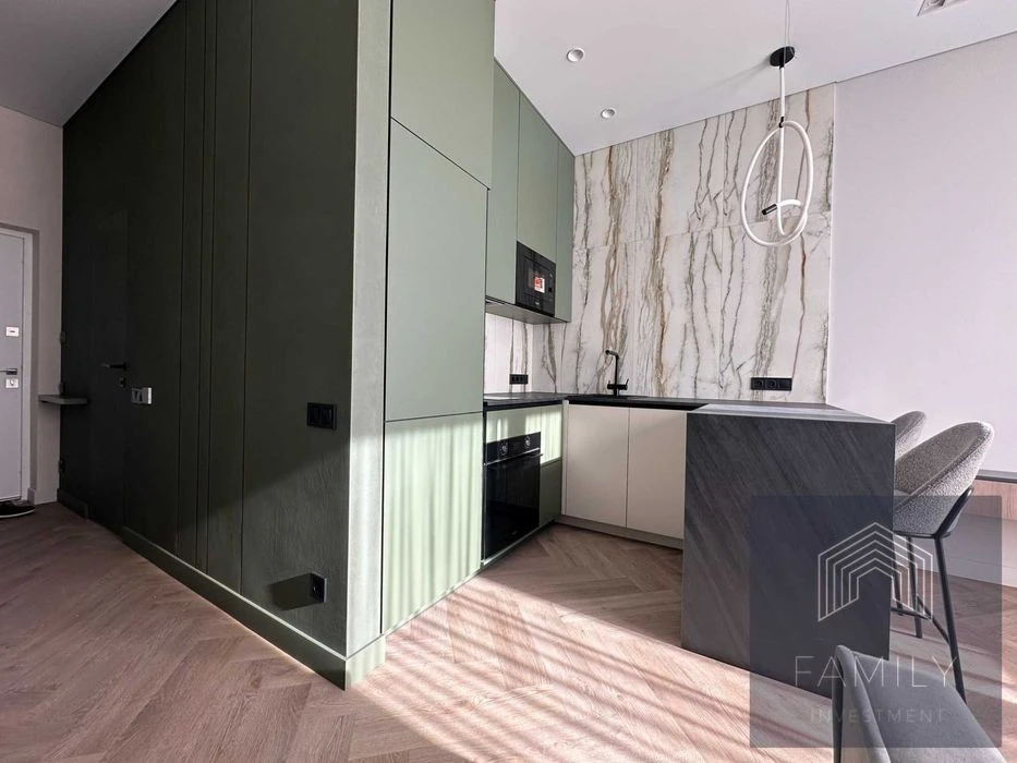 UNIT Home. Ґарета Джонса, 12А. 1-ша здача. Авторський ремонт
