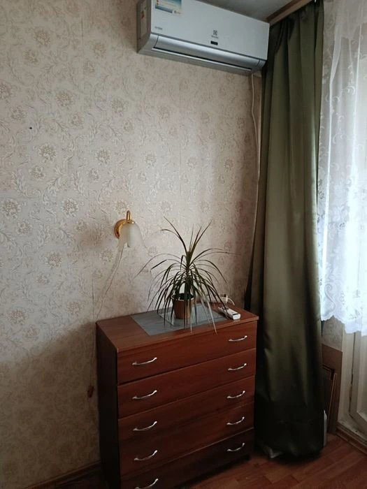 здам 2 к квартиру Троєщина, Бальзака 84