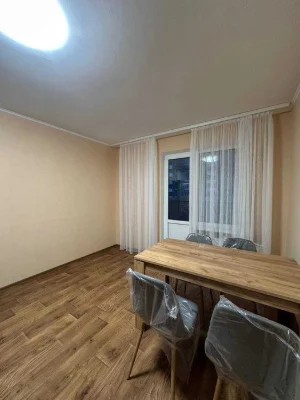 Без Комісії! Продаж 2кім. кв.  в ЖК Навігатор 2., В будинку
