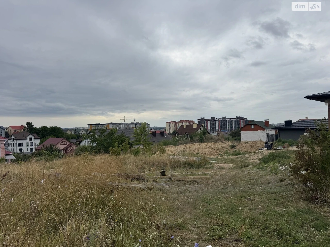 Продаж Ділянка під житлову забудову Лезневе