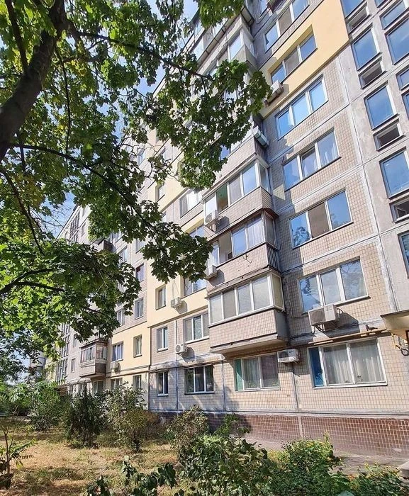 Оренда 1к, Березняки, Дніпровська набережна, 9