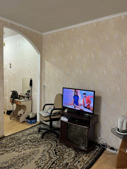 Продам 2 комн. квартиру от ВЛАДЕЛЬЦА ( возле Дубовки)