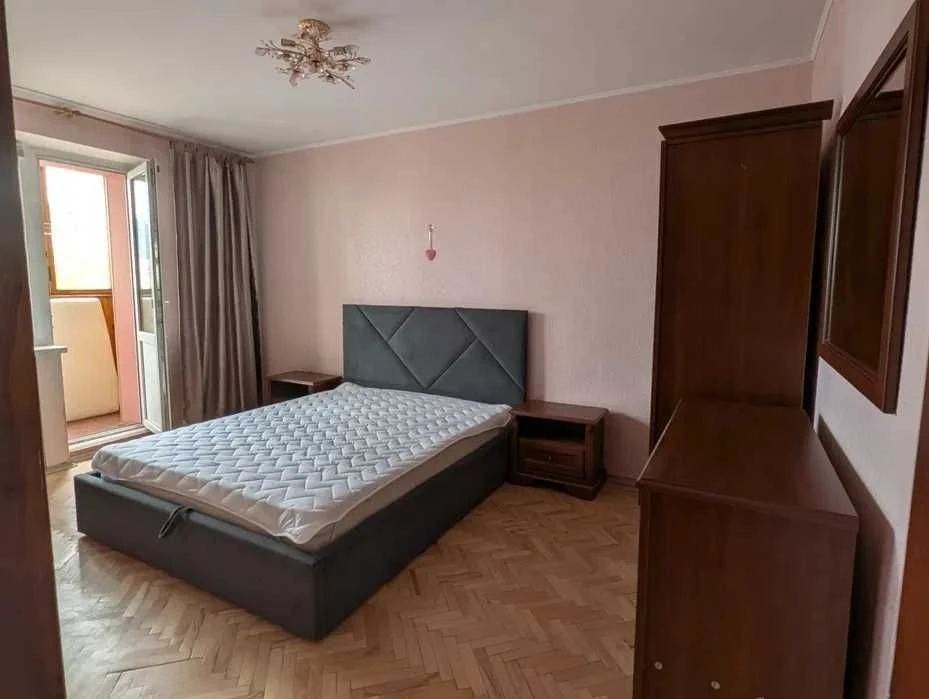 Оренда 3 кімнатної квартири, м. Олімпійська, Тарасівська 20,