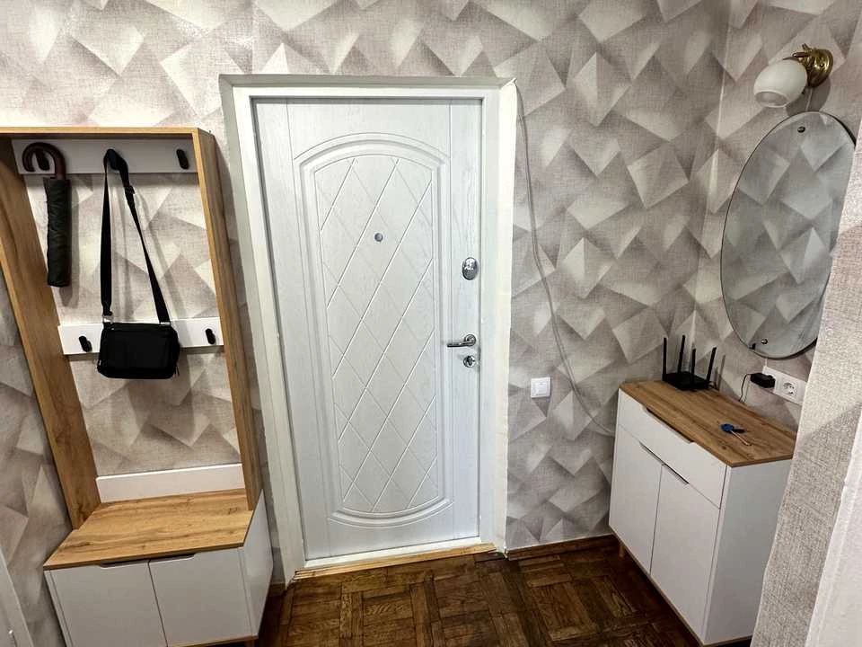 Квартира. Київ, Березняківська вул.