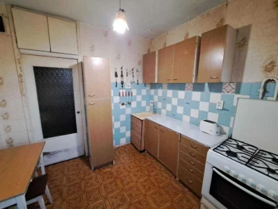 2 к. Червоної Калини, 93 Б, Троєщина.