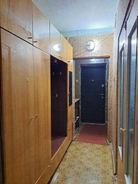 2 к. Червоної Калини, 93 Б, Троєщина.