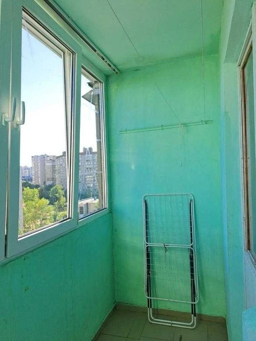 2 к. Червоної Калини, 93 Б, Троєщина.