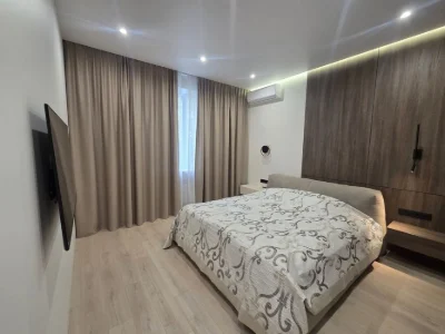 Оренда 2кв дизайнерська, автономна, по вулиці Златоустівська