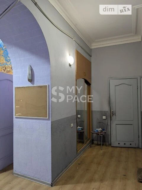 Продаж 4к квартири 109.2 кв. м на вул. Хрещатик 8 • ID 34740