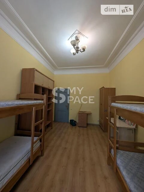 Продаж 4к квартири 109.2 кв. м на вул. Хрещатик 8 • ID 34740