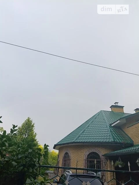 Продаж 2 поверхового будинку бесідка і ділянкою на 23 сотки,