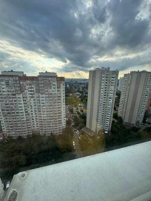 2-к квартира вул. Чавдар 13 будинок з підземним паркінгом та