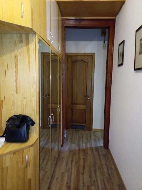 Трикімнатна сталінка метро Святошин