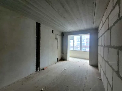 Apartment. Ivano-Frankivsk, Knyahynyn St., (Building 9)