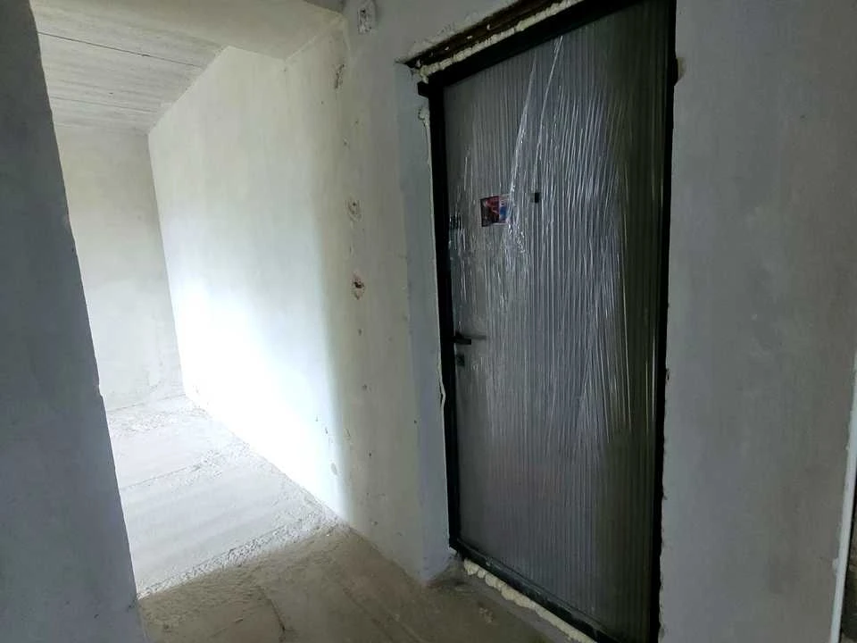 Apartment. Ivano-Frankivsk, Knyahynyn St., (Building 9)