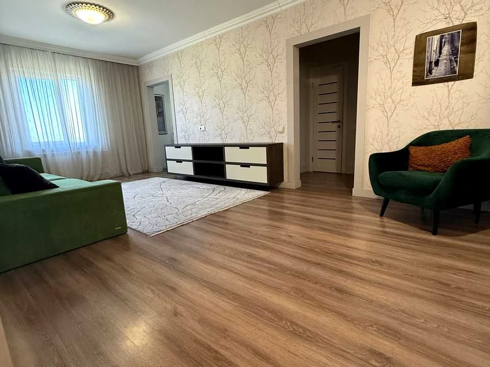 Квартира. Київ, Академіка Єфремова вул. (Командарма Уборевич