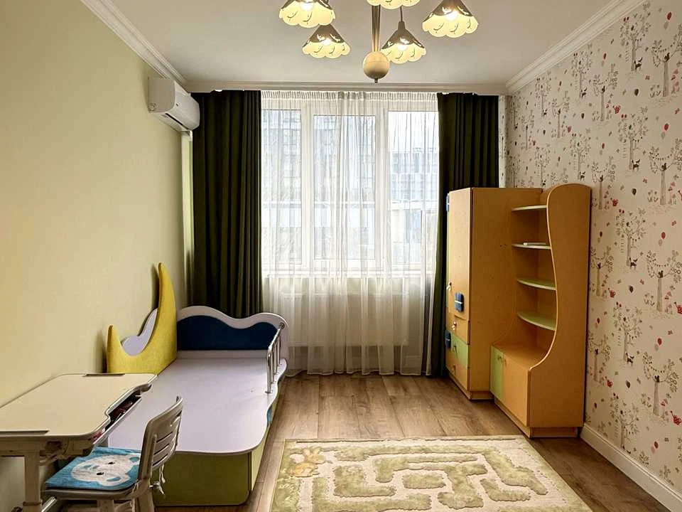 Квартира. Київ, Алімпія Галика вул.