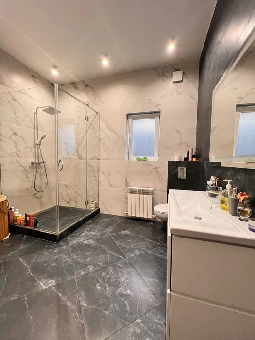 House for sale in Megadom district