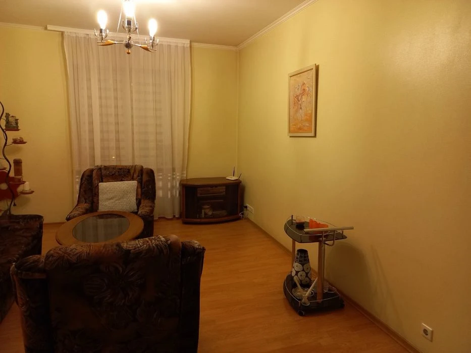 4 комнатная квартира Бородинский ,Товарыська 66а