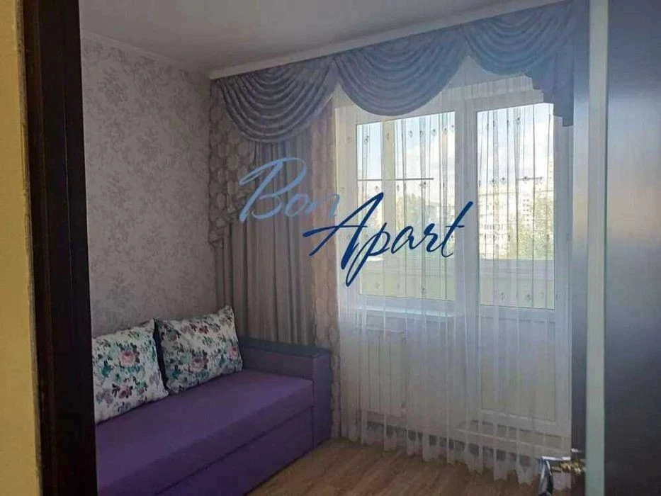 Продаж 3 кімн. квартири вул. Микільсько-Слобідська, 6/2