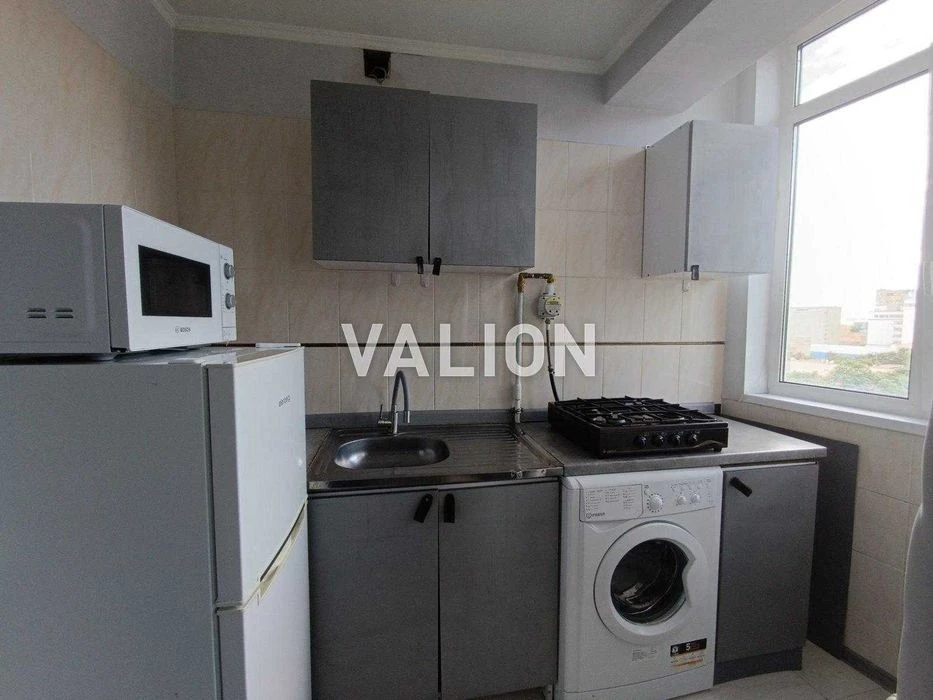 Продаж 1 к. квартира з ремонтом Кирилівська 89, Подільський,